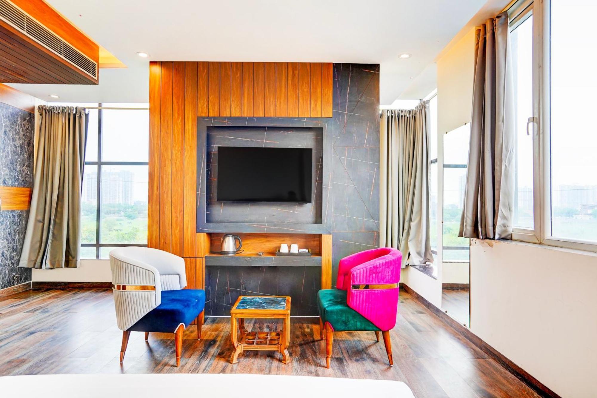 Hotel The Frist Collection Nueva Delhi Exterior foto